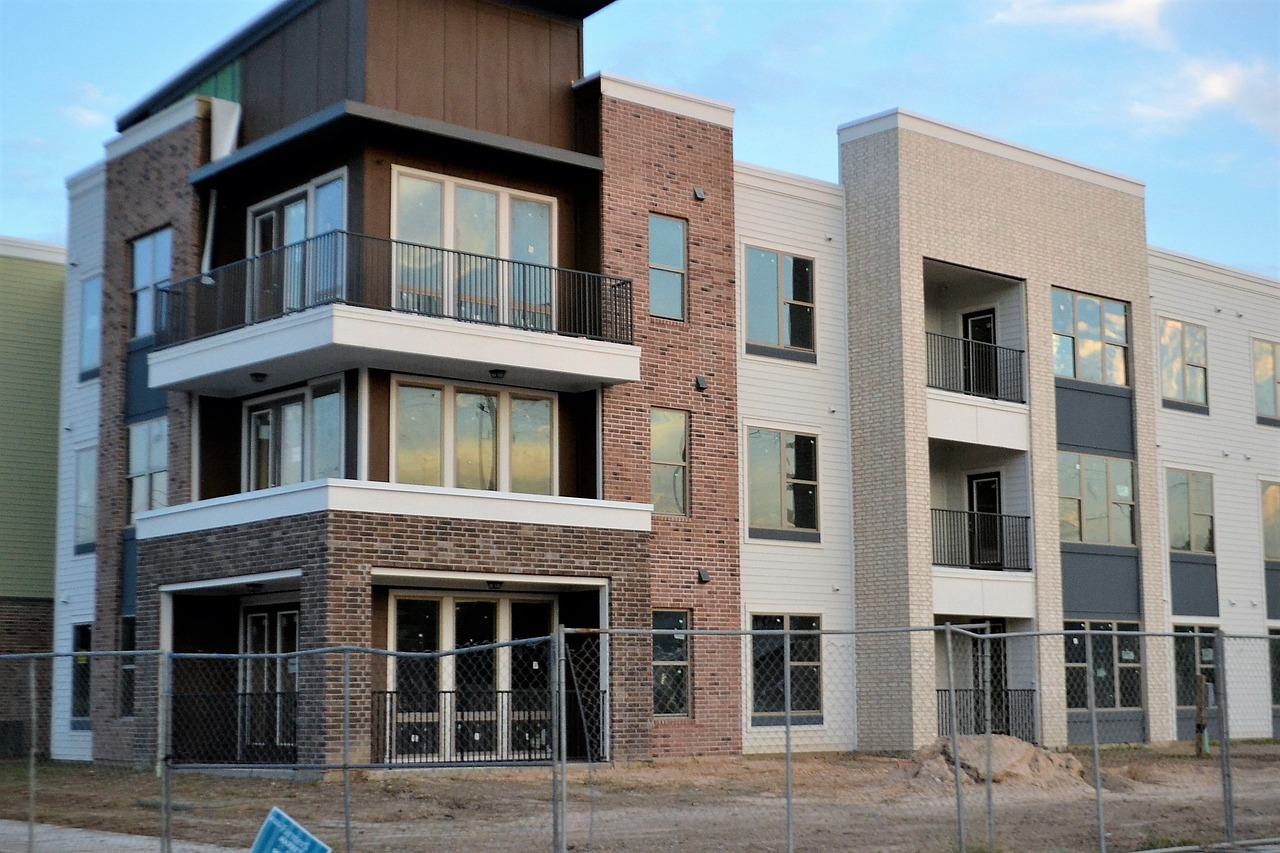 new-housing-development-g878bd39fd_1280